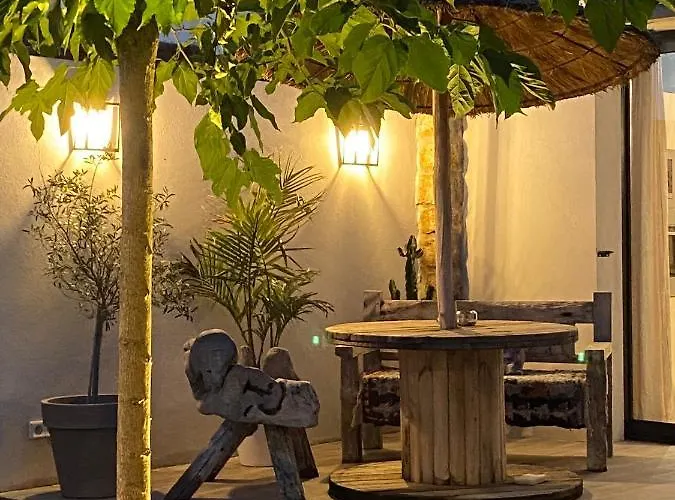 La Pointe D'aspretto Villa